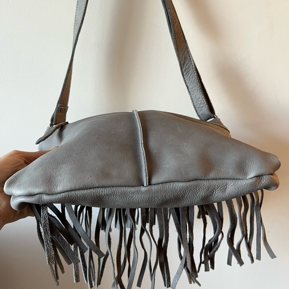 Cut n’ Paste Leather Gray Crossbody Bag with Fringe - Picture 10 of 15
